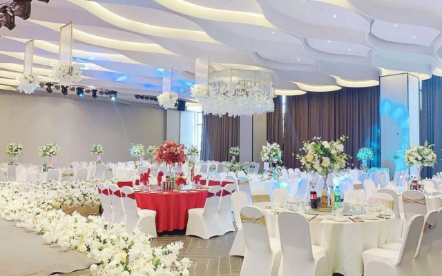 Foshan Park Lane Hotel (Qiandeng Lake)