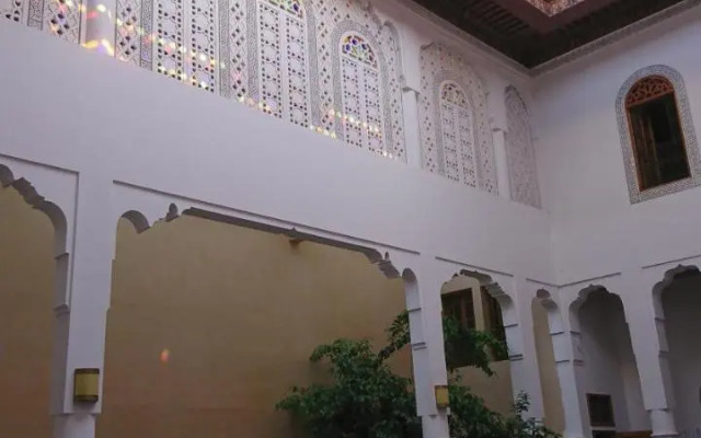 Riad Au " 20 jasmins & Spa "