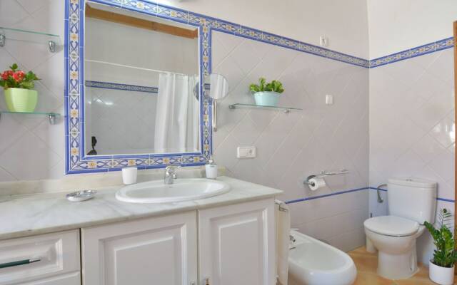 Mallorca Town House with Pool Beaches 20 Mints