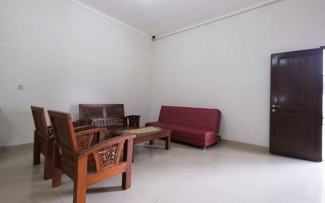 OYO 2231 D'kost