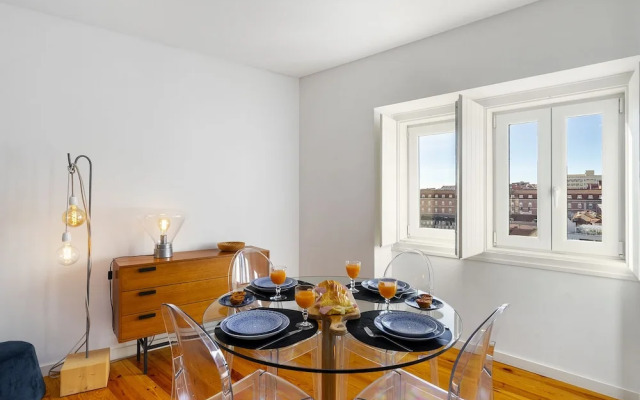 Lisbon'S Horizon Retreat: A View To Remember