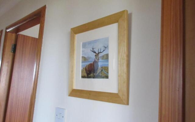 The Wee Gem - 9 Milking Hill Park