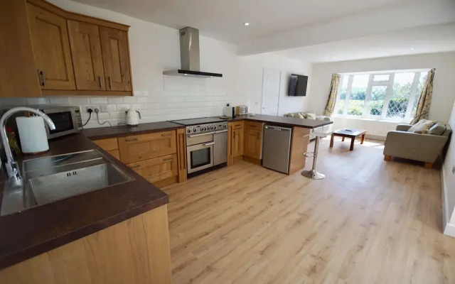 Vale of Belvoir Idilic Country Village Retreat