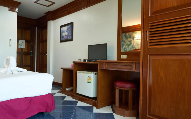 Lime Hotel
