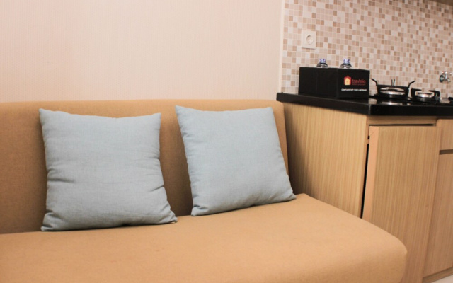 Well Designed And Serene 2Br At Green Pramuka City Apartment