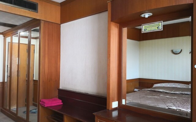 CL Garden Inn