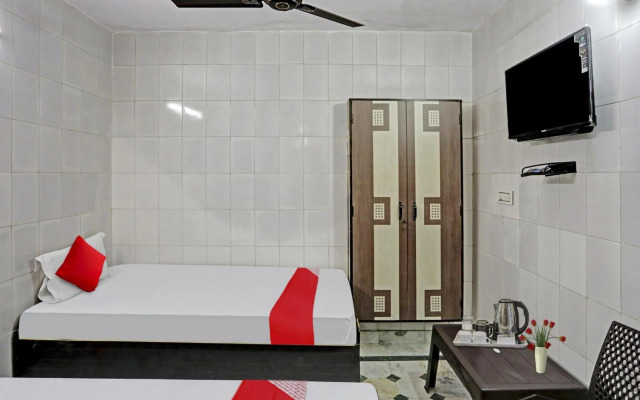 OYO Flagship 80638 Maharaja Rooms And Stay