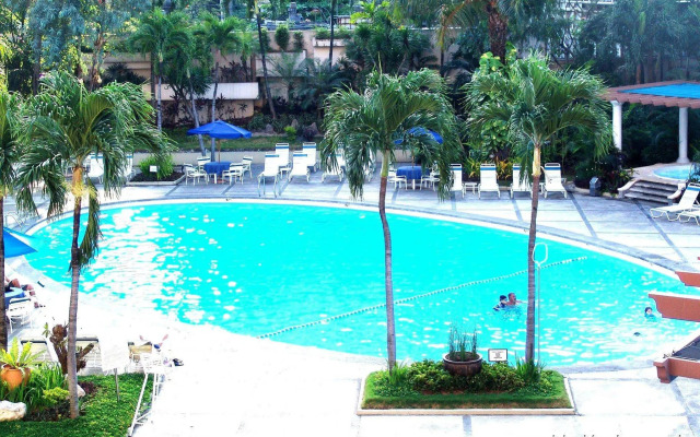 Century Park Hotel