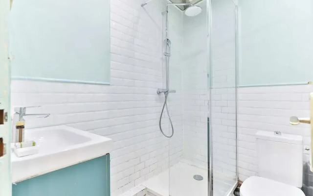 Appartement in the Heart of Paris Nation/charonne