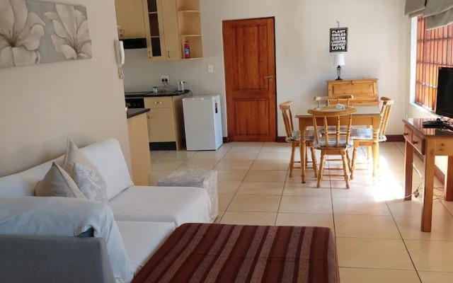4 On Sengwe Place
