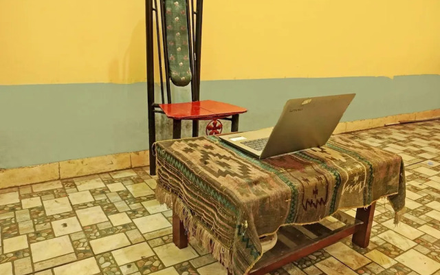 OYO Life  92936 Kost Teteh Erni Karawang