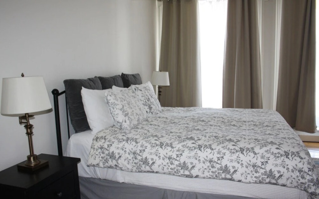 Royal Dalhousie Condos