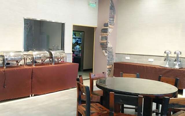 Shell Qionghai Boao Town Binhai Road Hotel