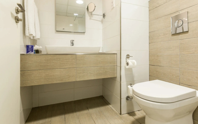 AX ODYCY Hotel