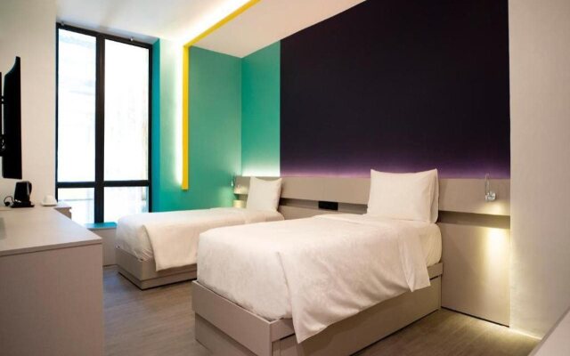 Yello Hotel Cebu powered by Cocotel