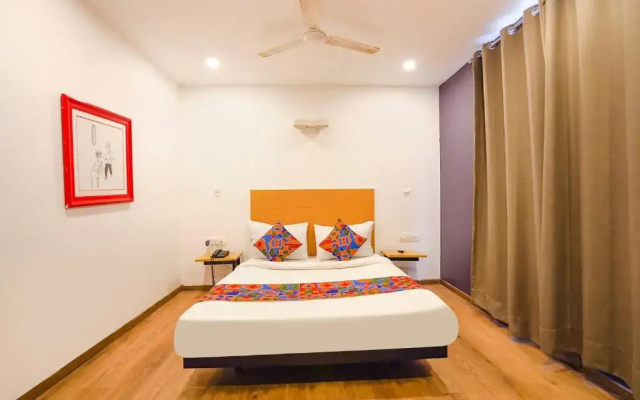 OYO Rooms Patrakarpuram Market