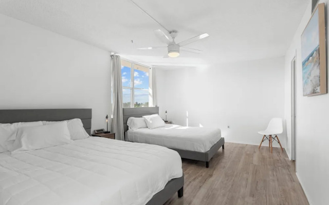 Bay Harbor Sunset Two Bedrooms Apt