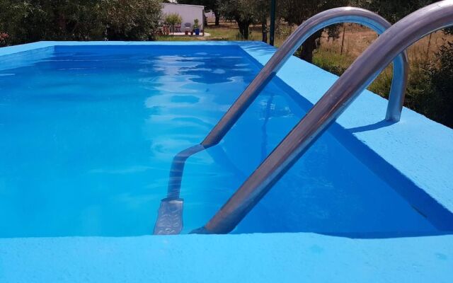 House with One Bedroom in Santarém, with Pool Access, Furnished Terrace And Wifi