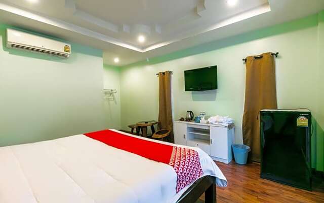 OYO 981 Fluke & Flame Cha-Am