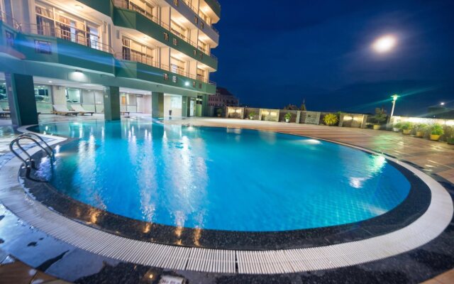 Sky Star Hotel