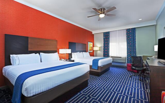 Holiday Inn Express Hotels & Suites Houston East, an IHG Hotel