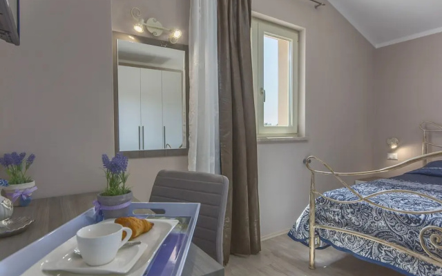 Luxuriously Equipped Villa With Private Pool Offers you an Excellent Vacation - Villas_and_Bungalows in Porec - Photo 2