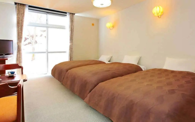 Ikenotaira Shirakaba Kogen Hotel