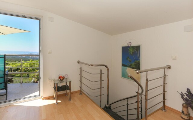 Nice Home in Solin With Wifi and 2 Bedrooms