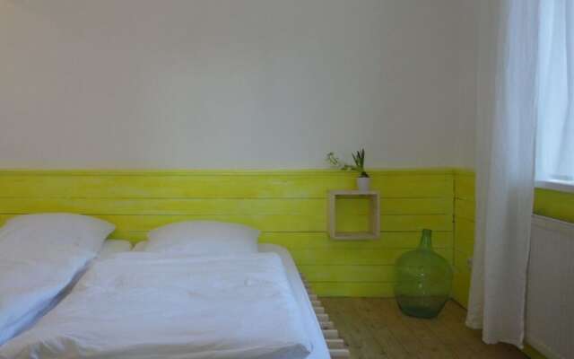 The Large Holiday Apartment