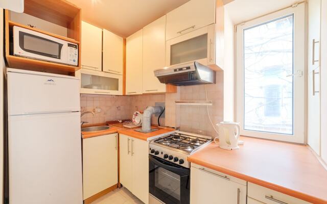 Апартаменты с тремя спальнями рядом с Дерибасовской