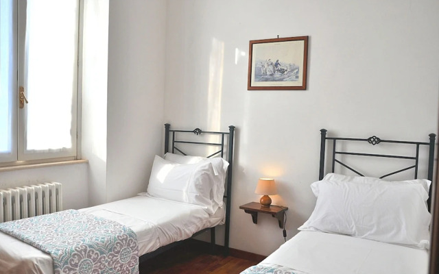 Villa Montecasciano - 8 Sleeps Private Garden