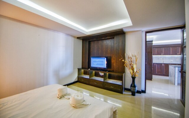 Royal Hill Resort Condotel