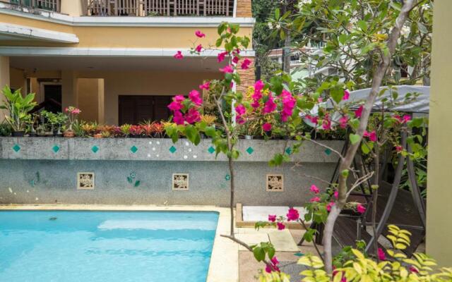 Lily Holiday Hotel