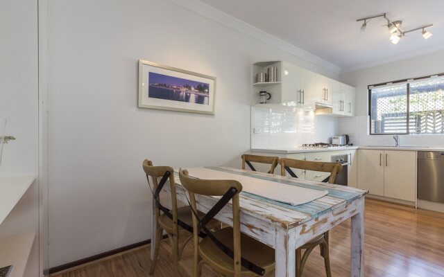 Cottesloe Sea Salt Abode
