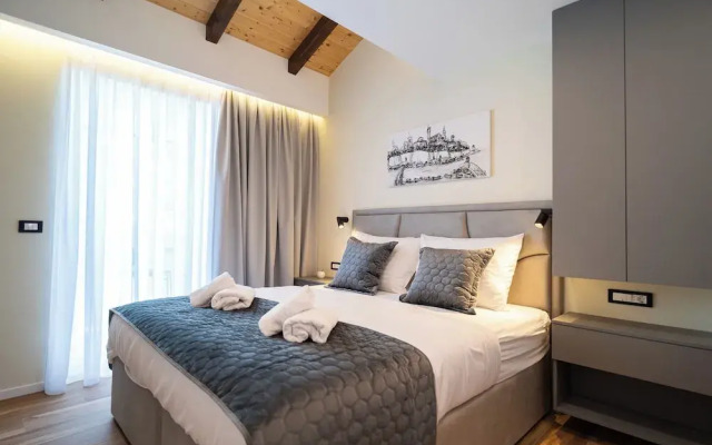 Seafront Sunset Studio&Rooms
