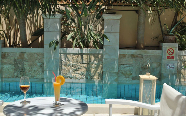 Mythos Suites Boutique Hotel