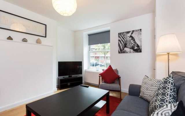 2 Bed Near Waterloo, Sleeps 6