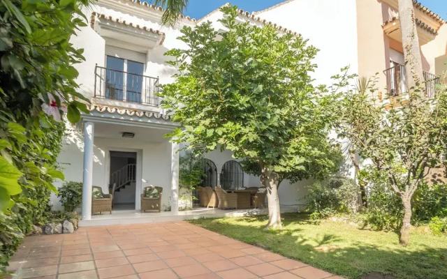 Sanders Beach - Stunning Villa Near Puerto Banus