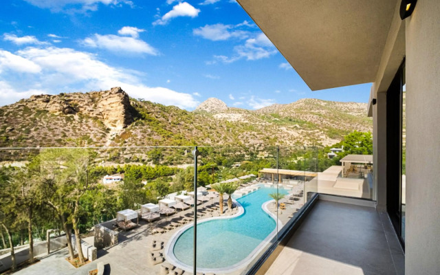 Harmony E Rock Hotel