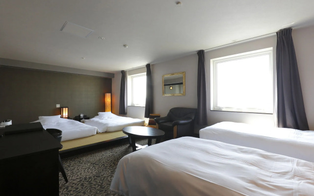 Spring Sunny Hotel Nagoya Tokoname Station