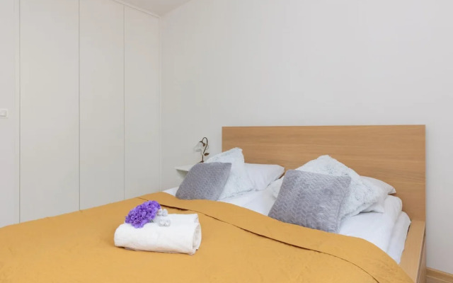 Apartment Warsaw Fort Wola by Renters