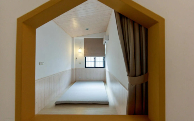 SR Life House