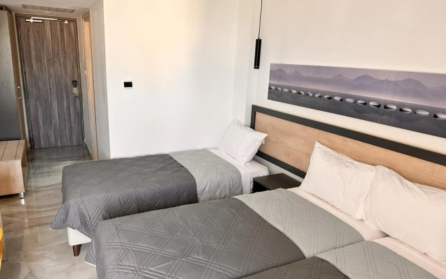 Papouis Protaras Hotel
