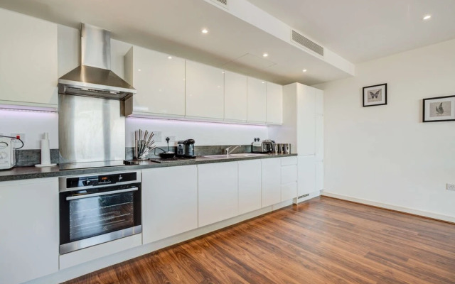 Kew Eye Apartments Kew