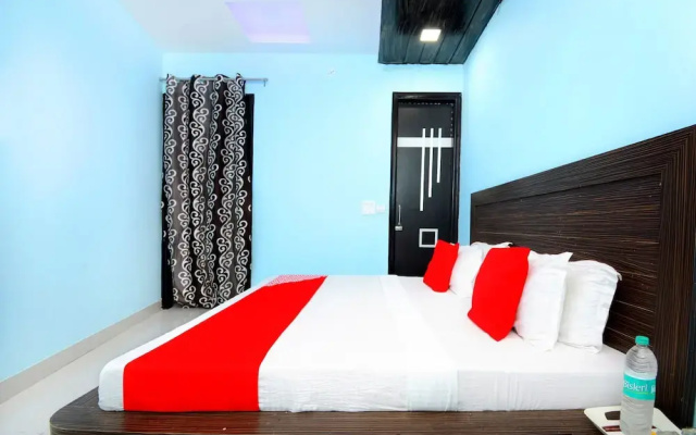 Hotel Royal Lifestyle By OYO Rooms