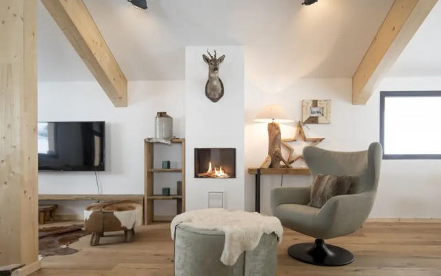 Wellness Chalet mit Au Ensprudelbad Schladming