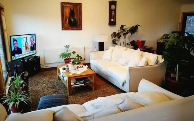 Hostal Akainij