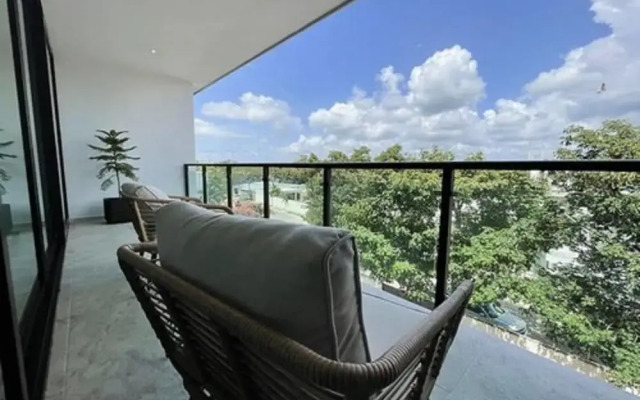 Level luxury condos