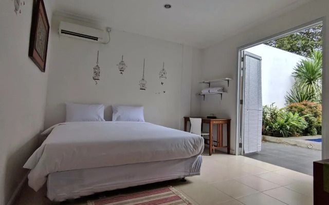 Chic Home Kemang by FLAT06