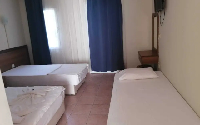 Sarsilmaz Otel